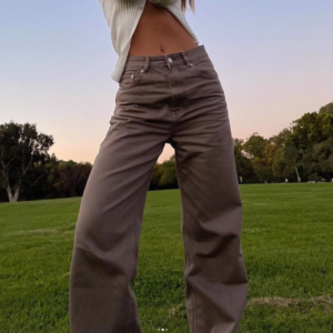 Glassons Relaxed Straight Leg Jean Fudge Brownie Size 10